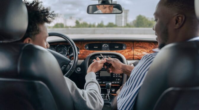 Choosing the Best Toronto Driving School and Instructor for Your Success